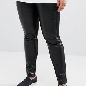 Leather leggings * NEVER WORN *
